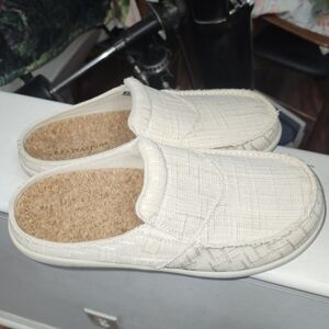 Revitalign Cream Slip-On Shoes Siesta Capri 11D NWOT